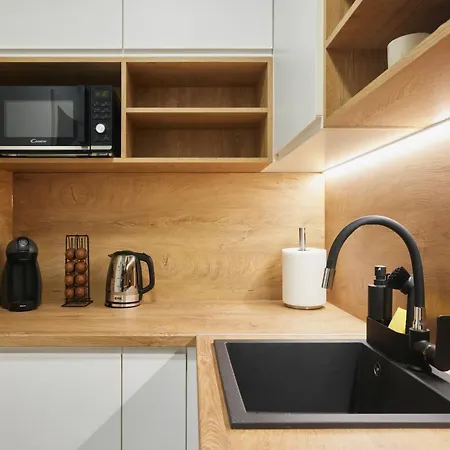 Modern Living - Center Elegance - Free Parking